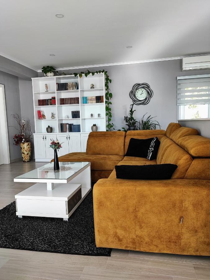 Luxury Apartment Pape Baška Voda Εξωτερικό φωτογραφία