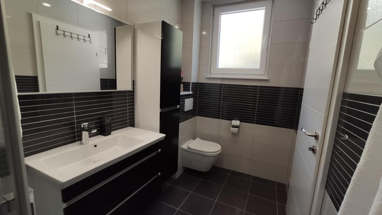 Luxury Apartment Pape Baška Voda Εξωτερικό φωτογραφία